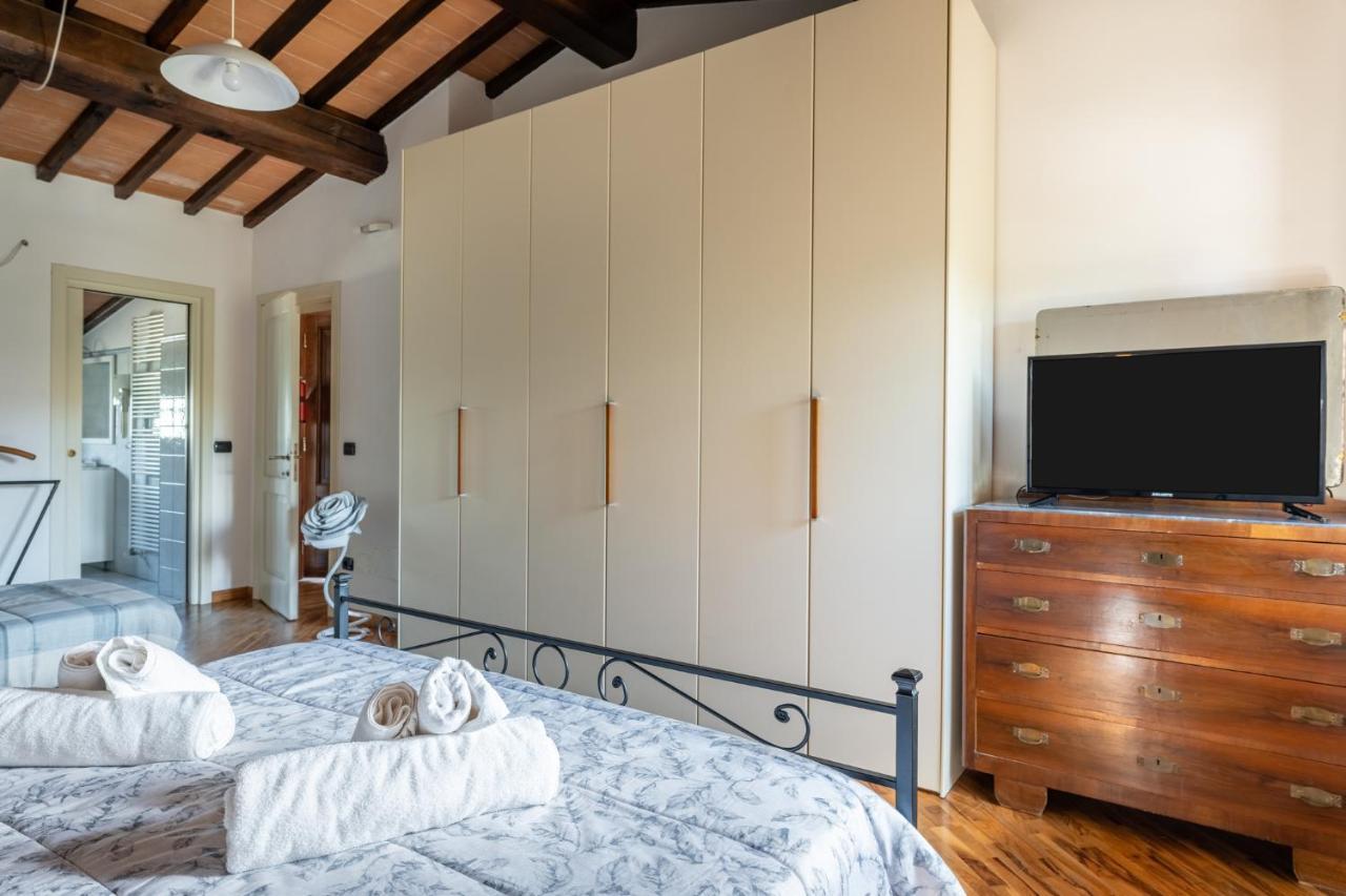 Casa Vecchia Rooms And Parking غامباسي تيرمي المظهر الخارجي الصورة